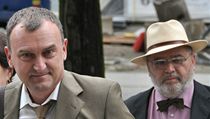 Antonín Koláček (vlevo) a advokát Pavel Kavínek se dostavili 10. června ve švýcarské Bellinzoně k druhé části procesu v kauze privatizace Mostecké uhelné společnosti. | na serveru Lidovky.cz | aktuální zprávy