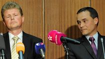 Náměstek vrchního žalobce Pavel Komár (vpravoú a olomoucký vrchní státní zástupce Ivo Ištvan. | na serveru Lidovky.cz | aktuální zprávy