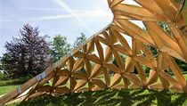 Středobodem letošního festivalu je Möbius, unikátní dřevěný pavilon navrhnutý pro reSITE pod vedením mladých architektů Marie Davidové / COLL COLL, Praha /, Martina Šichmana / oximoron, Bratislava / a Martina Gsandtnera / VŠUP, Praha /. Pavilon byl navrže | na serveru Lidovky.cz | aktuální zprávy