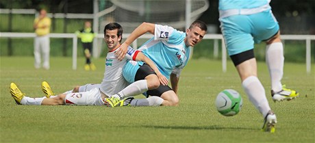 Fotbalista Plzn David típek (vlevo) a David áek z Rokycan 