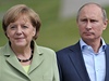Angela Merkelov s Vladimirem Putinem mli otevt v petrohradsk Ermiti vstavu Doba bronzov - Evropa bez hranic. 