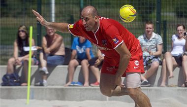 Jan Koller v dresu reprezentace eska v plovm fotbale