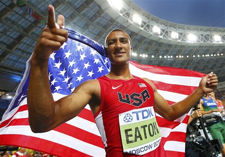 Americký desetiboja Ashton Eaton