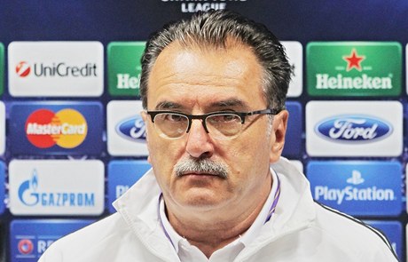 Trenér fotbalist Mariboru Ante ai