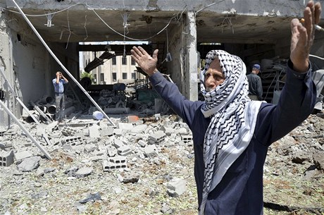 Vládní jednotky ve tvrtek obnovily bombardování damaských pedmstí ovládaných rebely