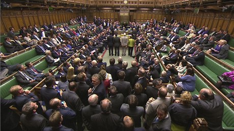 Britský parlament. Ilustraní snímek