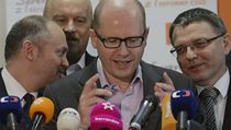 Michal Hašek, Josef Novotný, Lubomír Zaorálek a Bohuslav Sobotka po jeho potvrzení volebním lídrem. | na serveru Lidovky.cz | aktuální zprávy