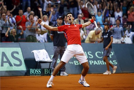 Novak Djokovi pi Davis Cupu.