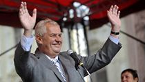 Prezident Miloš Zeman na náměstí v Pardubicích. | na serveru Lidovky.cz | aktuální zprávy