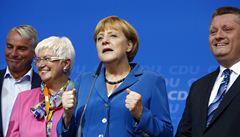 Merkelová bude muset zejm hledat novou koalici.