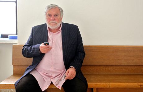 Jan Kaer u soudu s Davidem Rathem