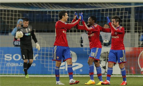 CSKA slaví gól do plzeské sít.