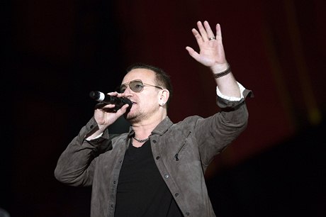 U2 dokonují nové album.