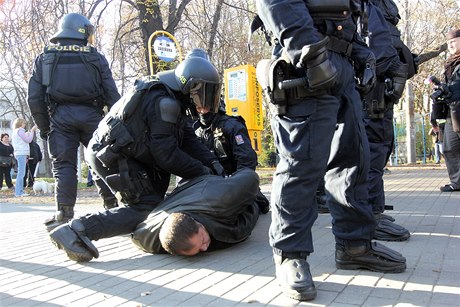 Policisté na demonstraci v Ostrav zajistili celkem 15 lidí