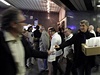 Andrej Babi, lídr hnutí ANO 2011, v metru rozdával koblihy.