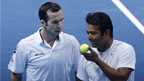 Český tenista Radek Štěpánek (vlevo) a Ind Leander Paes | na serveru Lidovky.cz | aktuální zprávy