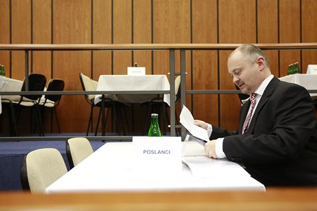 Michal Haek na jednání Ústedního výkonného výboru strany.