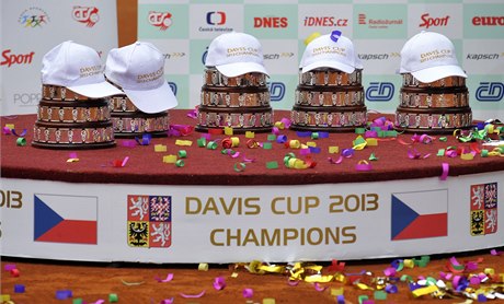 Tenisoví hrdinové slaví v Prostjov vítzství ve finále Davis Cupu