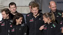 Harry v neděli odlétá se svou skupinou do Kapského Města a odtud pak o dva dny později do Antarktidy, kde závodníky čeká aklimatizace. | na serveru Lidovky.cz | aktuální zprávy