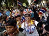 Thajci v ulicích protestují proti vlád