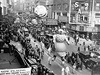 Balóny kiovaly Broadway od roku 1927. Toto je snímek z oslav roku 1930.