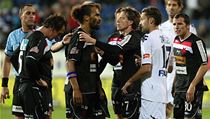 Naštvaní fotbaliste Slavie v zápase se Slováckem | na serveru Lidovky.cz | aktuální zprávy
