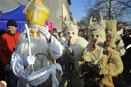 Mikuláský jarmek ve Valaských Koboukách na Zlínsku je nejnavtvovanjí akcí v regionu.