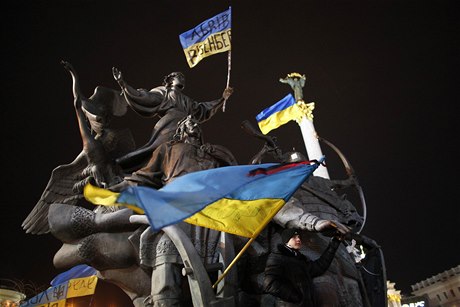 Protivládní demonstrace v Kyjev pokraují