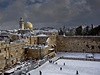 Jeruzalém zasypal sníh - nezvykle bílo je i u Zdi nák