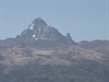 Hora Mount Kenya je povstn svmi stle zasnenmi vrcholky.