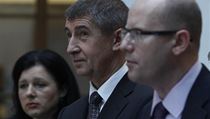 Andrej Babiš a Bohuslav Sobotka při představování nové koaliční smlouvy. | na serveru Lidovky.cz | aktuální zprávy