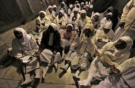 Nigerijtí pilgrimové v Betlém.