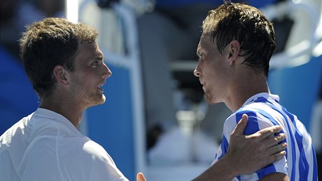 Tomá Berdych v netradiním "argentiském" dresu