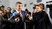 Andrej Babiš u bratislavského soudu. Andrej Babiš u bratislavského soudu.