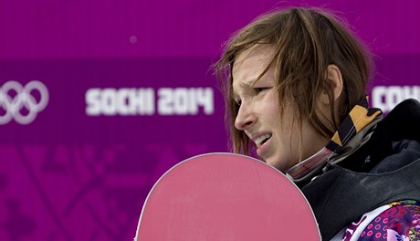 Zklamaná árka Panochová po pádu v olympijském finále