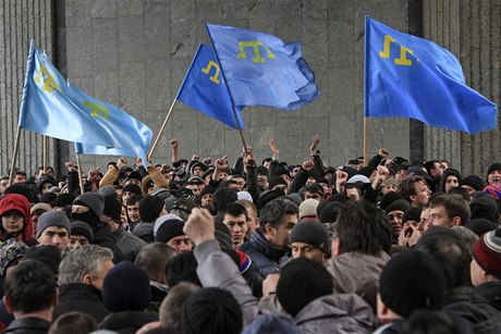 Demonstrace krymských Tatar.