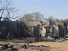 Proti extremistick sekt Boko Haram se sna Nigerijci bojovat, ne vdy jsou vak spen.
