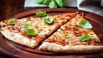 Pizza - ilustrační foto | na serveru Lidovky.cz | aktuální zprávy