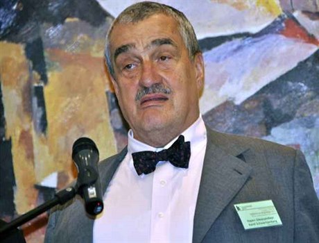 Schwarzenberg says the biggest problem in RussiaEU relations now is a lack of mutual trust