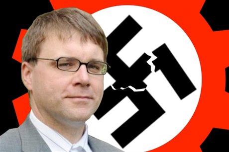 Michal Mazel se domnívá, e by soudní znalec ml být zván spí k pípadm, u kterých má policie podezení, e pachatelé jsou aktivní neonacisté.