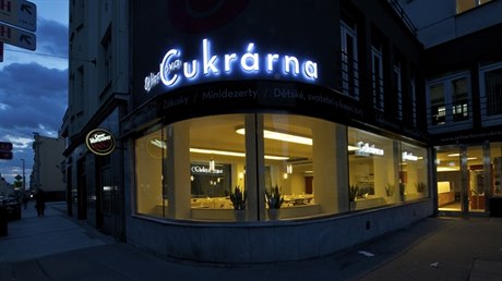 The new Erhartova cukrárna shop in Vinohrady