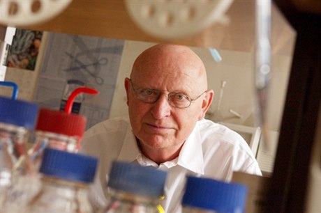 Biochemik Václav Paes byl pedsedou Akademie vd R v letech 2005 a 2009.