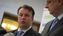 Půjde si ministr Kocourek stěžovat na kolegu Schwarzenberga k premiéru Nečasovi? Půjde si ministr Kocourek stěžovat na kolegu Schwarzenberga k premiéru Nečasovi?