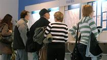 Materiál vycházející z vědeckého grémia Bankovní asociace doporučuje změny v aktivní politice zaměstnanosti. Materiál vycházející z vědeckého grémia Bankovní asociace doporučuje změny v aktivní politice zaměstnanosti.