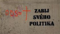 Tak jednoznačné volání po smrti politika se v podobných politických projevech na ulici nevidí. Tak jednoznačné volání po smrti politika se v podobných politických projevech na ulici nevidí.
