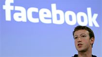 Zakladatel Facebooku Mark Zuckerberg se připojil k charitativní akci The Giving Pledge. Zakladatel Facebooku Mark Zuckerberg se připojil k charitativní akci The Giving Pledge.