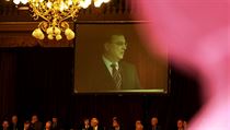 Ke změně hodnocení české vědy se na Akademickém sněmu AV ČR vyjádřili premiér Petr Nečas i její předseda Jiří Drahoš (dole uprostřed). Kdy se změn dočkáme? Ke změně hodnocení české vědy se na Akademickém sněmu AV ČR vyjádřili premiér Petr Nečas i její předseda Jiří Drahoš (dole uprostřed). Kdy se změn dočkáme?