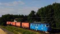 Středoevropské nákladní železniční Cargo, jehož součástí by bylo i ČD Cargo, by se mohlo stát největším přepravcem na východě Evropy, kde taková společnost chybí. Středoevropské nákladní železniční Cargo, jehož součástí by bylo i ČD Cargo, by se mohlo stát největším přepravcem na východě Evropy, kde taková společnost chybí.