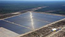 Druhá největší solární elektrárna v Německu se rozkládá v Lieberose jihovýchodně od Berlína na ploše 162 hektarů. Druhá největší solární elektrárna v Německu se rozkládá v Lieberose jihovýchodně od Berlína na ploše 162 hektarů.