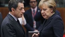 Jsme odhodláni učinit rok 2011 rokem nové důvěry v euro, tvrdí svorně německá kancléřka Angela Merkelová a francouzský prezident Nicolas Sarkozy. Jsme odhodláni učinit rok 2011 rokem nové důvěry v euro, tvrdí svorně německá kancléřka Angela Merkelová a francouzský prezident Nicolas Sarkozy.
